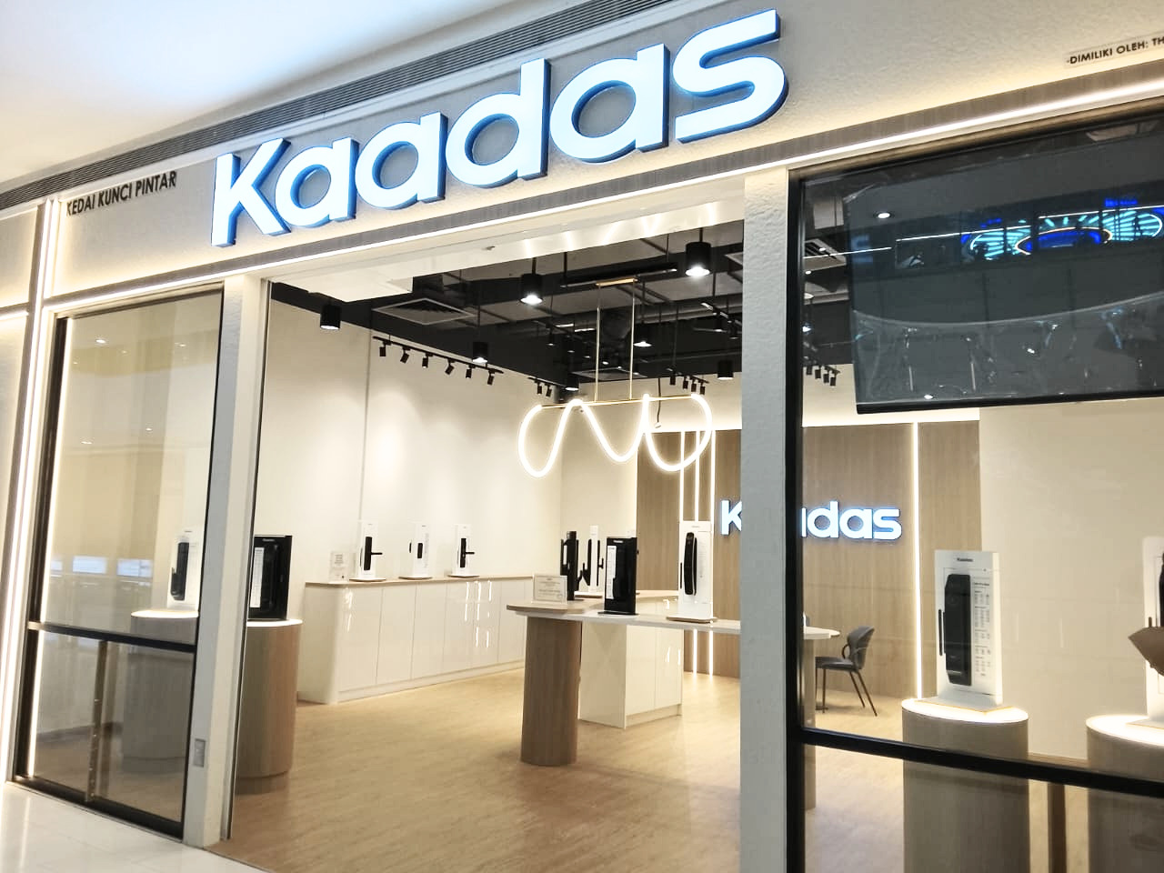 Kaadas @ Easyhome mall (Da Men Mall)